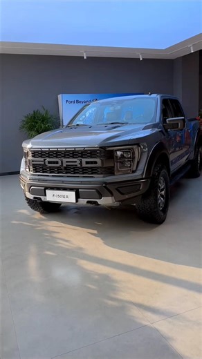 Ford F-150 Raptor | 450 HP Twin-Turbo V6 4x4 Off-Road Monster #shorts