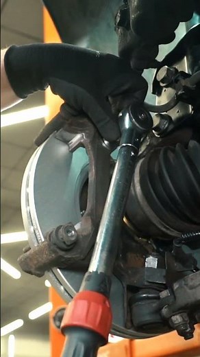 Så byter du bromsbelägg på rätt sätt 🛠️ #brakesystem #brakepads #change #replacement #carparts