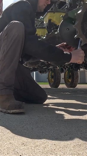 32K views · 523 reactions | We fixed it! #farming #Larsonfarms | Larson Farms | Facebook