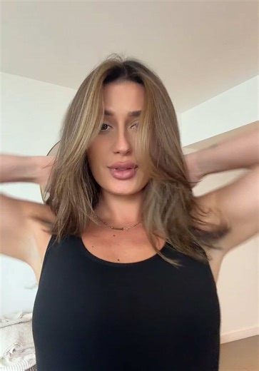 Yeah I’m obsessed with this hair color 🥰