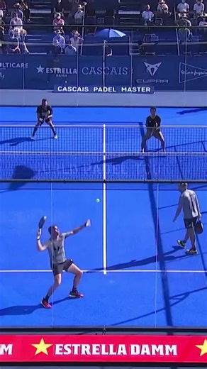 De loco 🔥🔥 #wpt #wptmasterfinal #padel #padeladdict #padelusa #puntazo