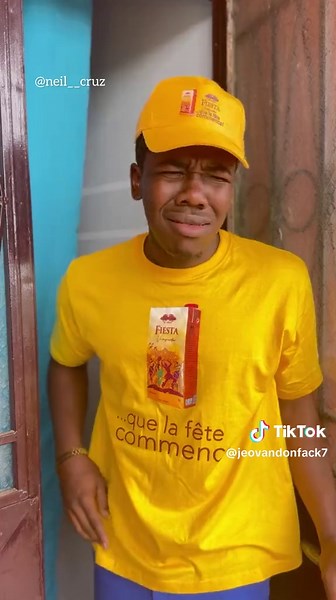 le nouveau professeur de français Nail Cruz#