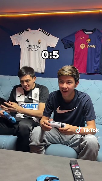 Отправляй друзьям 😂😇👇