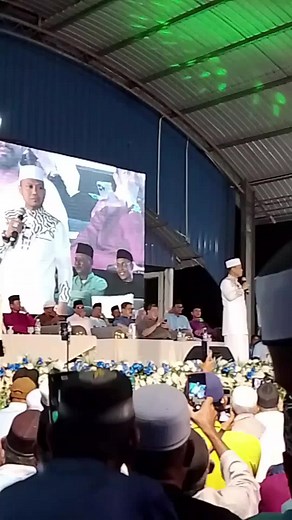 Pesan ustad @dasadlatifofficial untuk perantau terkhusus nya orang Bugis.👏 #ceramah #bugis