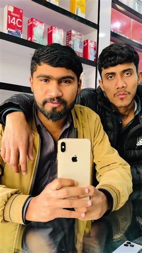 iPhone XS Max: Experience the Love for Dogger Brand