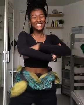 When you mix African dance style with a Brazilian Funk beat 👌🏾🔥🔥