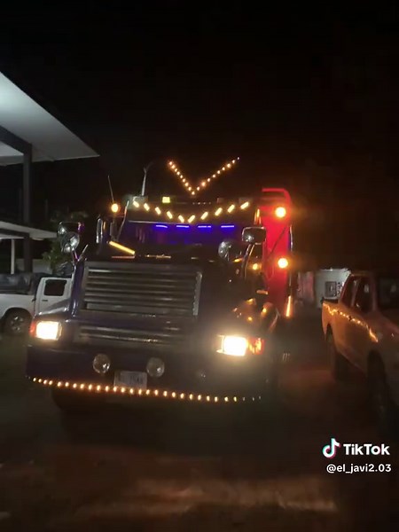 Videos de El_javi✌️ (@el_javi2.03) con “Original Sound - Unknown”