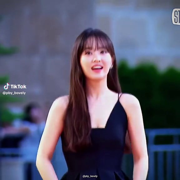 Bo young at Blue Dragon Series Awards 2024🖤 #parkboyoung #bluedragonaward2024 #zyxcba #fypシ゚viral #foryoupage #fyp #foryou #viral #parkhyungsik