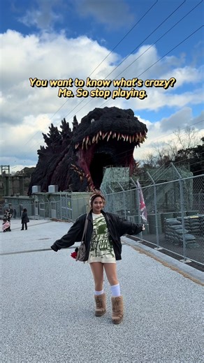 So this is the godzilla statue thing that you are able to zipline into godzillas mouth, I didn’t end up going in there but I still had a good time at this park. It was freakin freezing though but the hand warmers saved me big time #godzilla #godzillaedit #nijigennomori #japanparks #godzillastatue