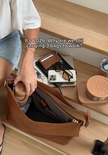 Large Arden Insulated Slouch Bag: Your Work Essentials Companion