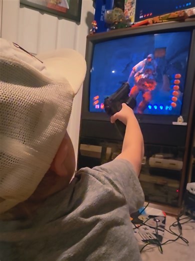 Had to get another zapper for the xbox so we could play together, and his new one with blowback has created a whole new monster 😅 #houseofthedead #og #xbox #retrogamer #gamenight