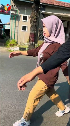 Jum’at sehati, Bawaslu adakan senam dan jalan sehat.