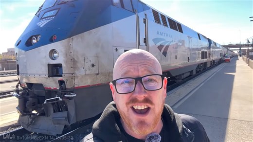 原up主体验了美国最长的火车之旅——四天的Amtrak（美铁客运公司）“残酷”之旅视频搬运～轨道交通火车迷dieselloco火车头railfan机辆模式列车～