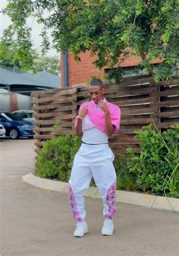 Nohhhh i think this piece is to be problematic 🤞🏽🔥🔥🚀 Dc: @Nokulunga Khadija Nkosi @Noma & @ndumiee🍒🐆 #hinade #foryoupage❤️❤️ #trendingnow #zenzele #mzansitiktok