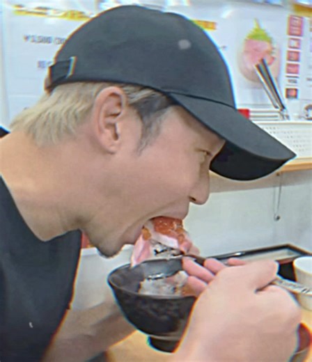 POPUPUP最高だった🤩🤩 まじかっこよかったな ｢応援してます！｣ ｢ありがとうございます。｣ 緊張してこれしか言えなかった😂 次のPOPUPUPではちゃんと話すぞー🫵🫵 #朝倉未来 #rizin師走の超強者祭り #シェイドラエフVS朝倉未来 #朝倉未来チャンピオン＃総合格闘技＃朝倉未来 #朝倉未来ポップアップ＃総合格闘技＃総合格闘家 @朝倉未来 Mikuru Asakura @テンシン🥊🐉❤‍🔥®️ @❤️‍🔥平本蓮の右腕❤️‍🔥 @朝倉未来ファン @💿 @たいが @けんしょう🍒 @𝐒𝐞𝐢𝐲𝐚.🥊❤️‍🔥 @ゆうと7266 @秋 元 強 真 く ん ♡ @painnn😎🍍 @アナコンダチョーク @ソフトドリンク🥤 @ゆうき【VORTEX 所属】 @ゆひな @わっさー