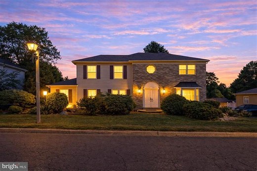 15 Roy Ln, HUNTINGDON VALLEY, PA 19006 | Estately 🧡 | MLS# PAMC2174746