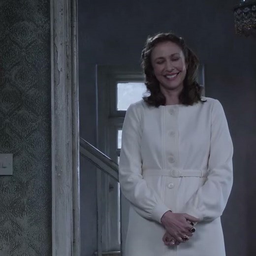 The Conjuring 2 (2016) - TV Spot "Reviews"