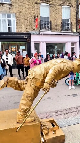 When the most flexible girl in the world @LibertyBarros is waking me up. #londonlevitatinggoldman