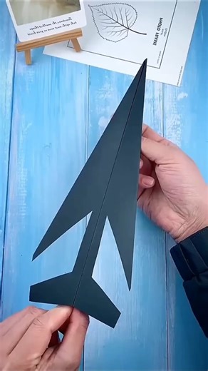 how to make paper jet plane, flying homemade plane, world record longest flying plane