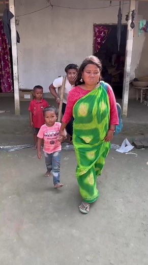 Handicap Pati Ko Patni Chorke Chala Gaya 🙄🥹😭#funny | ApuAlone1