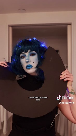 Replying to @Melissa Gomez How I made my Madame Leota halloween costume. Everything you need to Diy is linked on my profile! #hauntedmansion #halloweencostume #disneycostume #disneytok #madameleota #diy