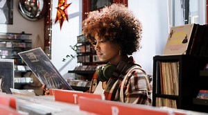 What Is an LP in Music? (  Major Differences with an EP)