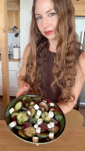The Beet Salad Everyone Is Obsessed With #salad #healthyrecipes #beets #feta #mediterraneandiet