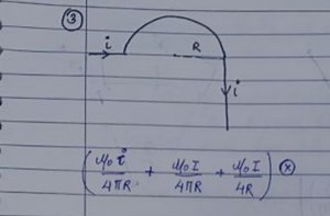 Calculate the net magnetic field at the center (O) of the semi-... | Filo