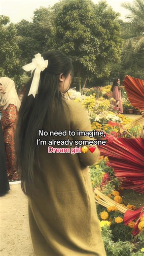 Express Your Inner Dream Girl with CapCut