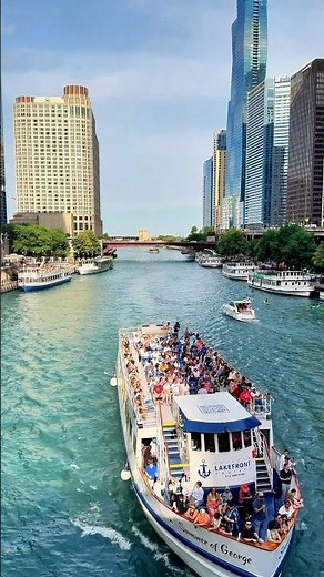 Chicago 🇺🇸 | America's Stunning Windy City