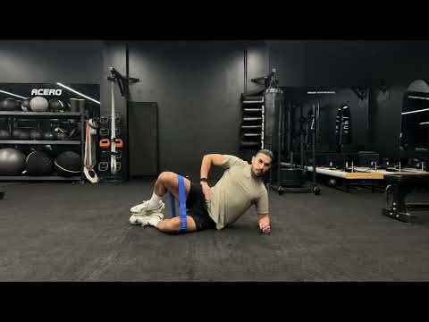 ISOMETRIC HOLD CLAMSHELL