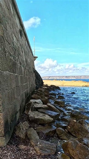 Tabarca, historia y mar en un solo lugar | Paseo a pie