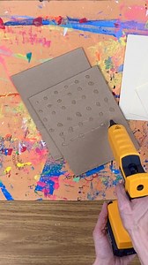 Wanna make your own Texture Rubbing Plates? Here's how! And follow the link if you'd like more details on this fun kindergarten lesson. Happy Tuesday! https://cassiestephens.blogspot.com/2018/02/in-art-room-kindergarten-alphabet.html | Cassie Stephens