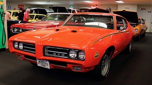 Massive muscle car collection from Florida museum heads to auction—without reserve