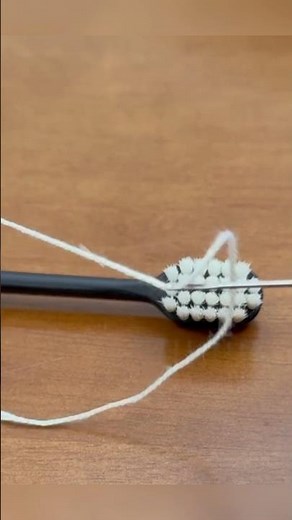 Easy Way to Thread a Needle