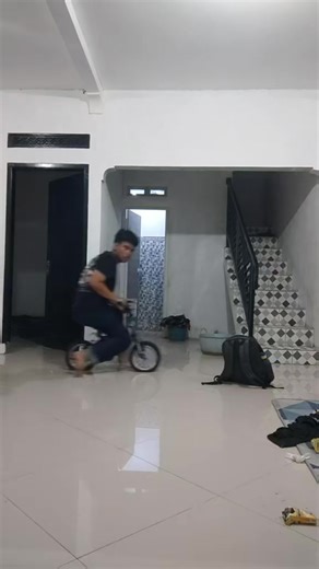 tugas seni budaya Lutfi Mochamad fauzan kelas 11 mipa 2 @Gita Widiya Sudrajat