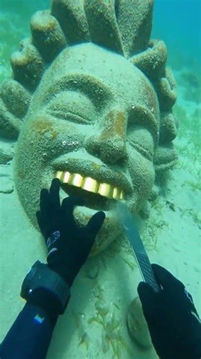 I Found Gold Teeth in a Giant Statue