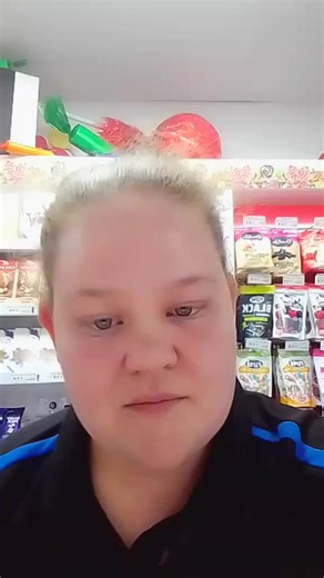 Vanessa Van staden (@vanessa.van.stade0)’s videos with Cherry En Bubble Gum Milkshake - Blixim Straat