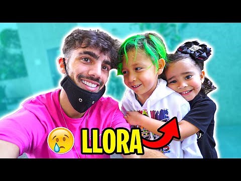 MI VECINO SE DESPIDE DE SU NOVIA Y LLORA