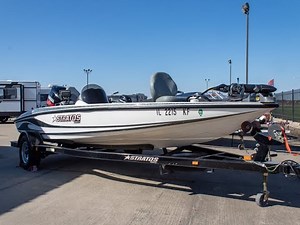 Super clean 2006 Stratos 275 Pro XL