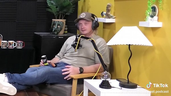 #honestlyhonest #podcast #fyp #comedy #funny #viral #fypシ゚