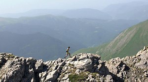 #Skyrunning is not only about intense competition, but also about the world's most technical, beautiful and highest races. The brand new BUFF Mountain Festival - Epic Trail 42 km course in the stunning landscapes of La Vall de Boí ticked all the boxes. Marc Pinsach Rubirola and Holly Page were the stars in the 5th #SkyClassic race of the Migu Run Skyrunner World Series #SWS18 #BET18 Migu Run | Compressport | SCOTT Running | Skyrunning
