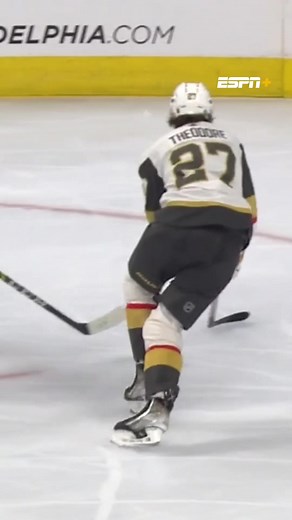 Nick Seeler Scores Amazing Goal for the Flyers