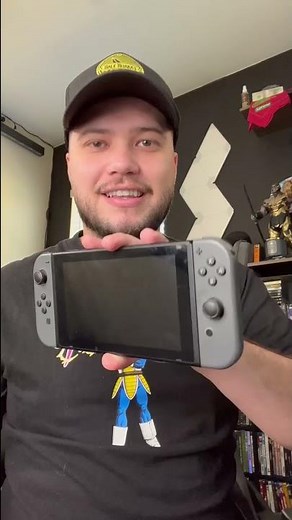 How to clean a Nintendo Switch (Easy).