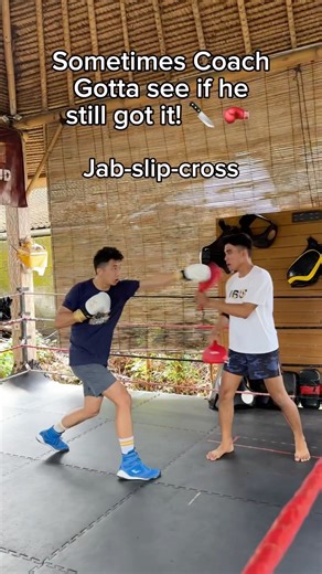 How to Throw Straight Punches — Jab, Cross & Jab-Slip-Cross #boxing #boxingtraining