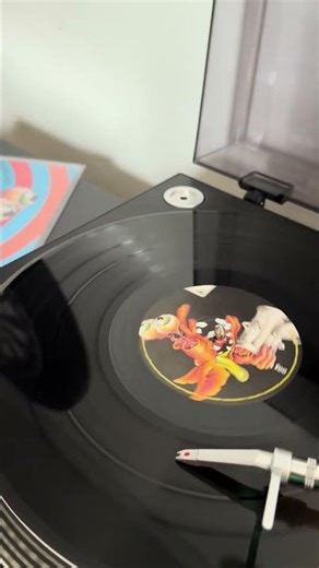 Rare Vinyl👌Tony Salmonelli– Hey! (Buzzy’s Ragamix)BZRK Records ID&T #thunderdome #hardcore #vinyl