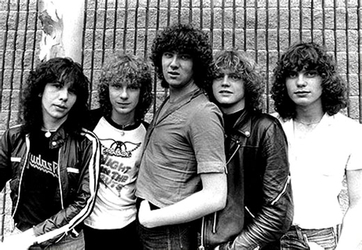 All The Shocking Moments Happened with Def Leppard