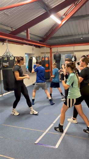 18K views · 38 reactions | WORLD CHAMP IN THE GYM 壘 This Thursday, 3-weight World Champion Terri Harper returns to share the skills and mindset that made her a champion. Whether you’re a boxer or just love a challenge — don’t miss this session. Learn from the best. Be inspired  #Champ #boxingtraining #CommunitySupport | DB Fitness and Circuit Centre | Facebook