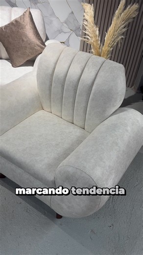 Las Tendencias que iluminan tu hogar empieza en la sala ⚡️ Diseños modernos y colores en tendencia , que aportan mucha tranquilidad Dale a tu espacio el toque de colores que están en full tendencia Gris Beige Azul Es hora de renovar tu sala Dale ese toque único que llena de mucha iluminación a tus espacios ✨ Que esperas para visitarnos Ven y cotiza Te esperamos Esta sala espera por ti 🩶. 📍: Carrera 6 #8-06, Plaza San Sebastián. Riosucio, Caldas 📲 WhatsApp: 311 711 0510 | Riosucio Online