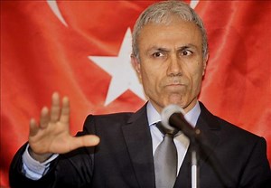 Ali Agca pide visitar Fatima el mismo día que el Papa